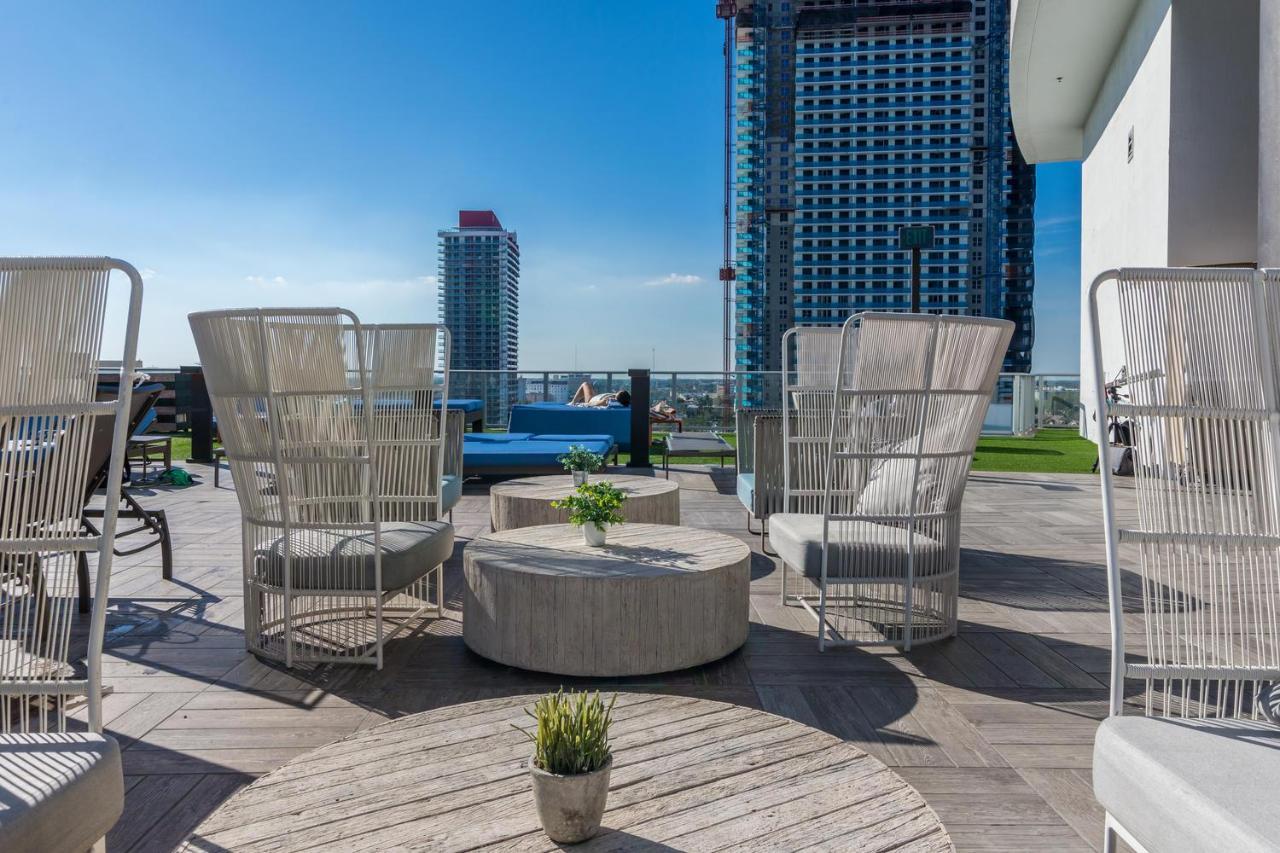 The Ultimate Resort - Beachfront 2 Bedroom Apartment With Direct Ocean View, Rooftop Pool, Hot Tub And Gym 好莱坞 外观 照片